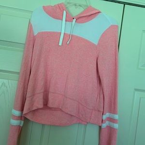 hollister pink and white cropped hoodie